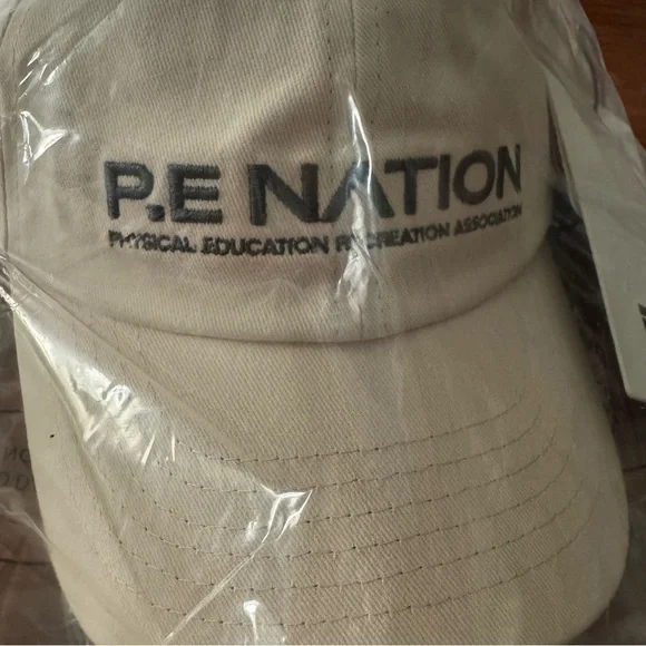 P.E Nation Cream Hat BRAND NEW - Picture 2 of 5